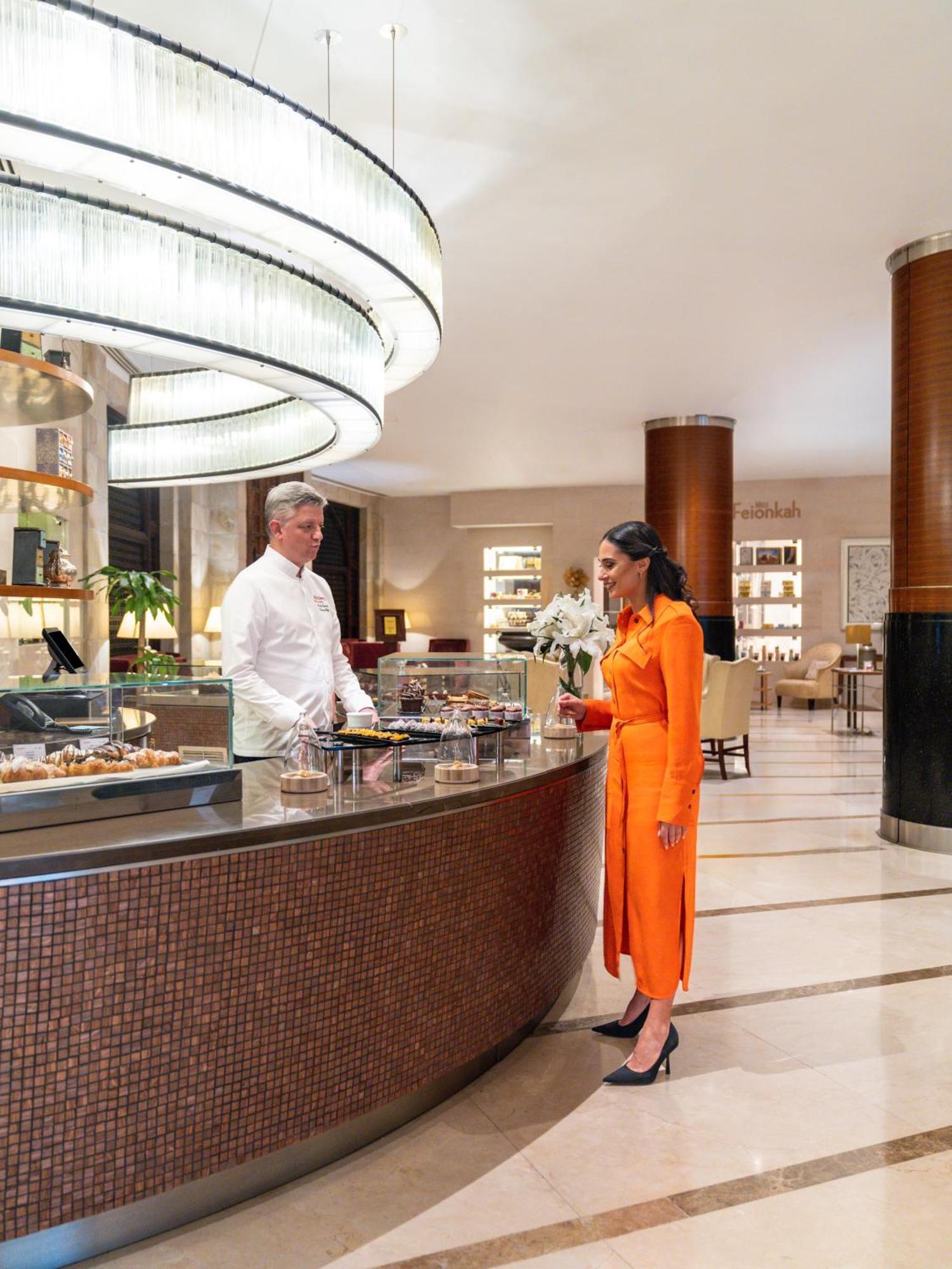 Moevenpick Hotel Khobar Bagian luar foto The Lobby