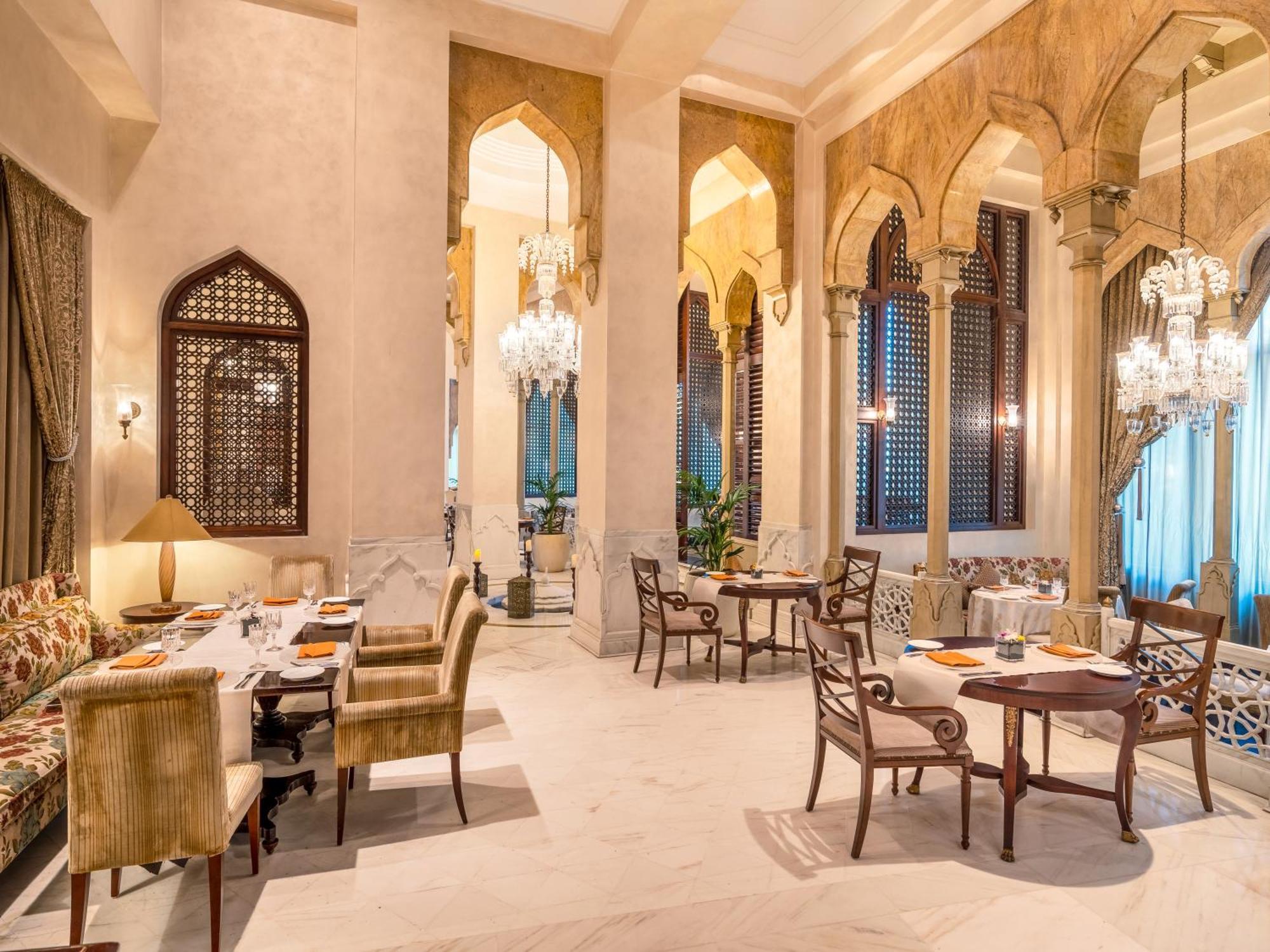 Moevenpick Hotel Khobar Bagian luar foto The Imperial