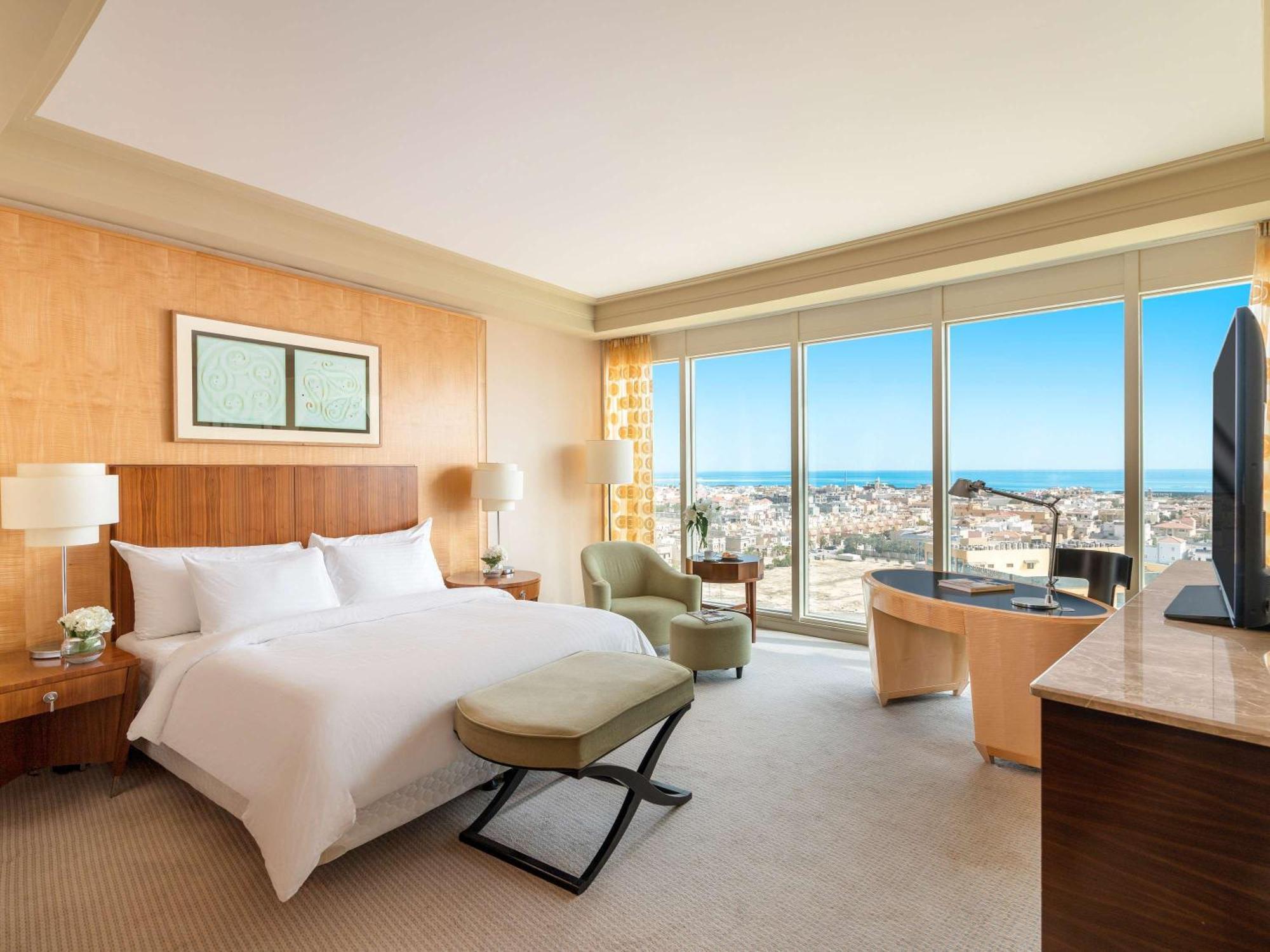 Moevenpick Hotel Khobar Bagian luar foto
